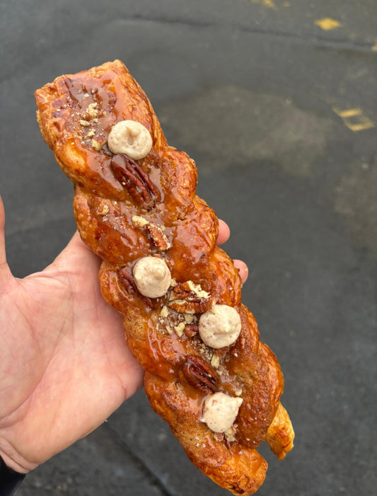 Sticky Pecan + Caramel Twist